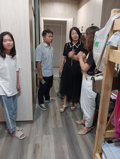 走訪慰問實(shí)習(xí)生 濃濃關(guān)愛暖人心——藥學(xué)院2020級(jí)學(xué)生頂崗實(shí)習(xí)系列(圖2) 走訪慰問實(shí)習(xí)生 濃濃關(guān)愛暖人心——藥學(xué)院2020級(jí)學(xué)生頂崗實(shí)習(xí)系列(圖2)