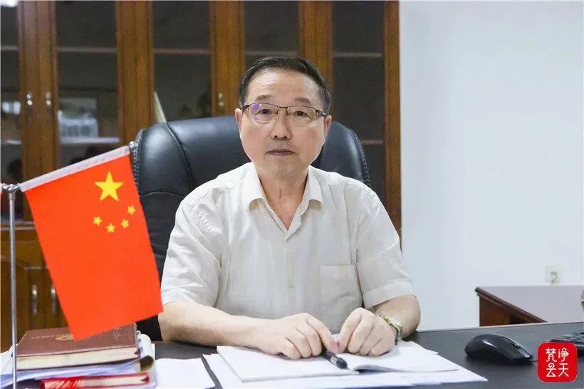 黃耀五:深耕職業教育 堅守育人初心(圖1) 黃耀五:深耕職業教育 堅守育人初心(圖1)