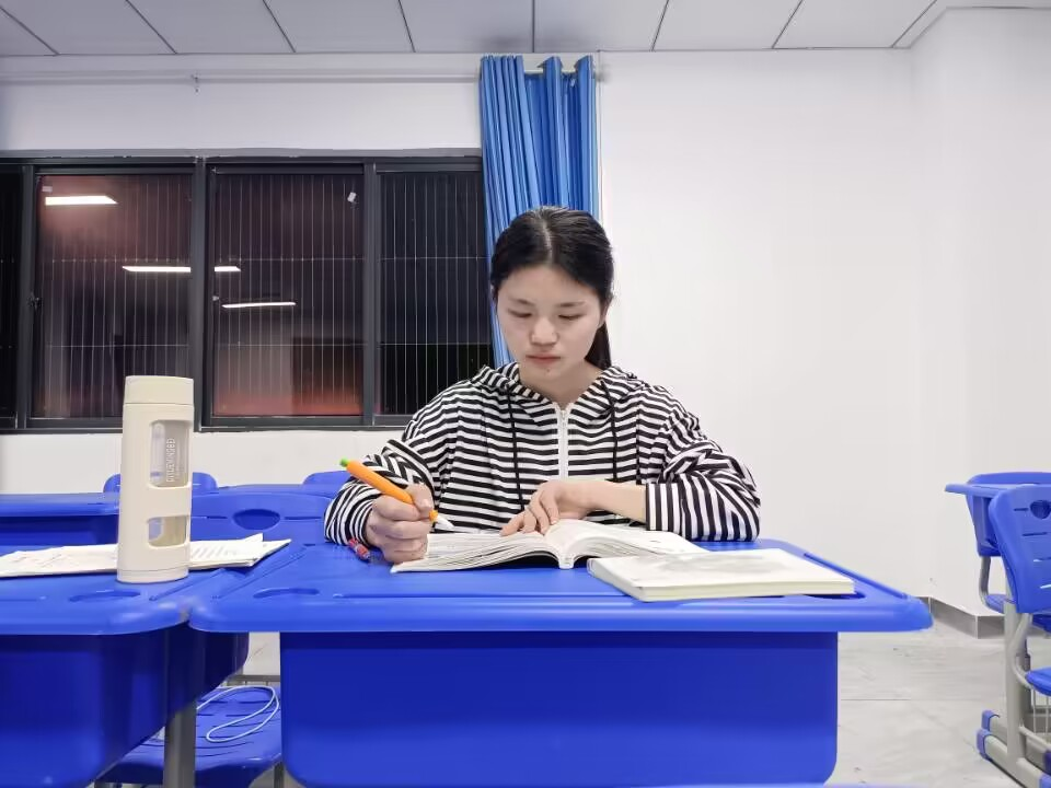 專升本理科狀元|初心未負 夢想終成——專升本備考經驗分享(圖2) 專升本理科狀元|初心未負 夢想終成——專升本備考經驗分享(圖2)
