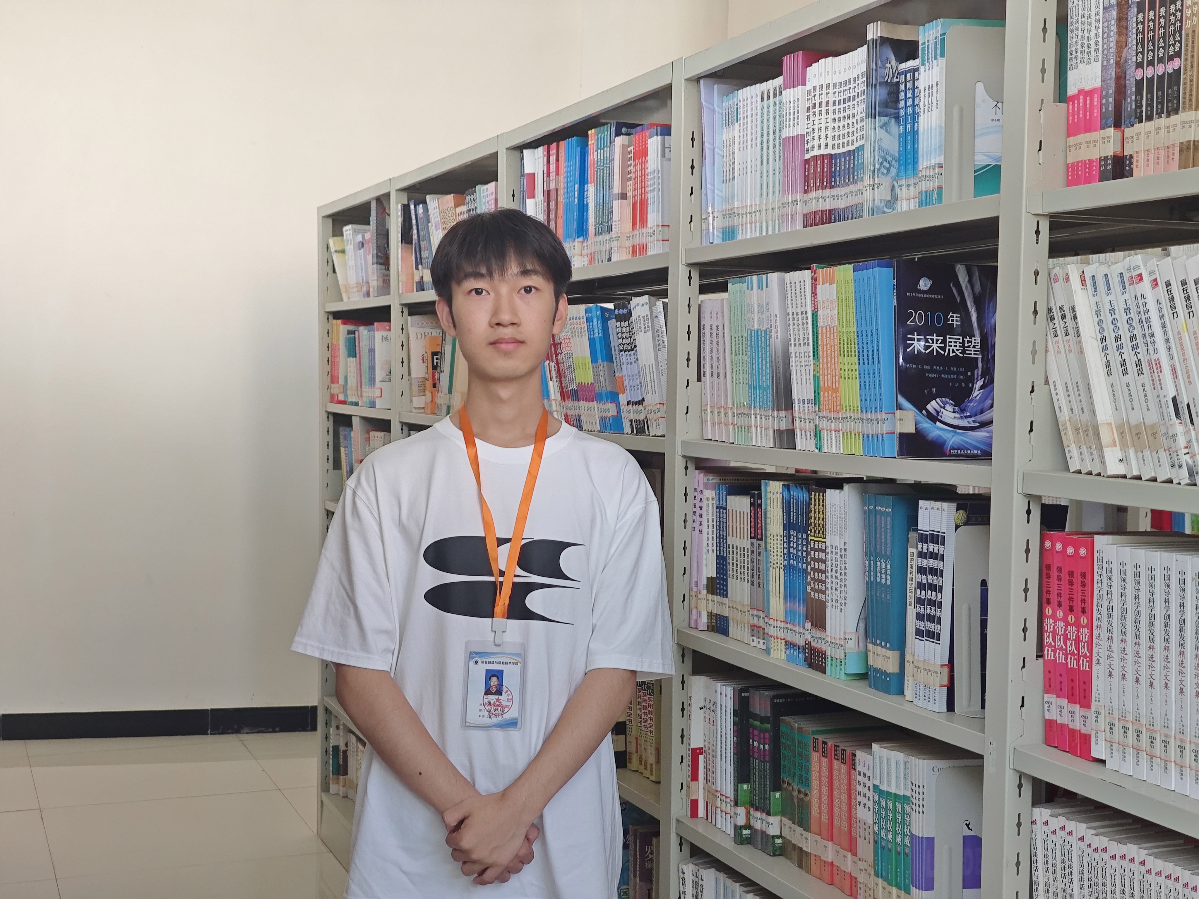 電氣領域的佼佼者 青春路上的追夢人(圖2) 電氣領域的佼佼者 青春路上的追夢人(圖2)