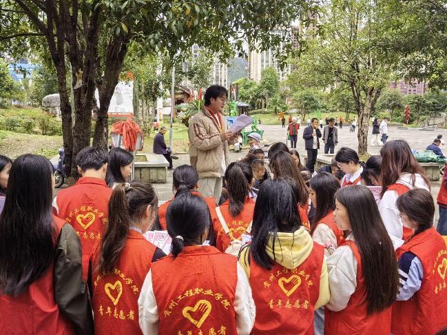 青春踐行使命，共筑禁毒防艾長城——藥學院青年志愿者實踐團禁毒防艾宣傳活動(圖3)