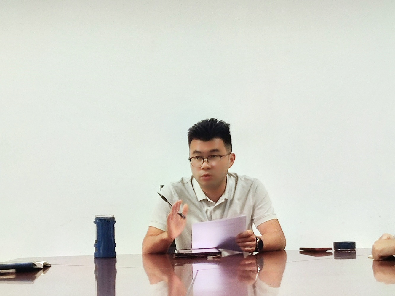 深化理論武裝 謀劃重點工作 ——馬克思主義學院召開2025年春季學期期中教職工大會(圖2) 深化理論武裝 謀劃重點工作 ——馬克思主義學院召開2025年春季學期期中教職工大會(圖2)