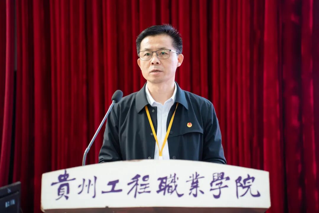 十年砥礪綻芳華·青春奮進向未來|我校召開2024年度五四表彰大會(圖3)