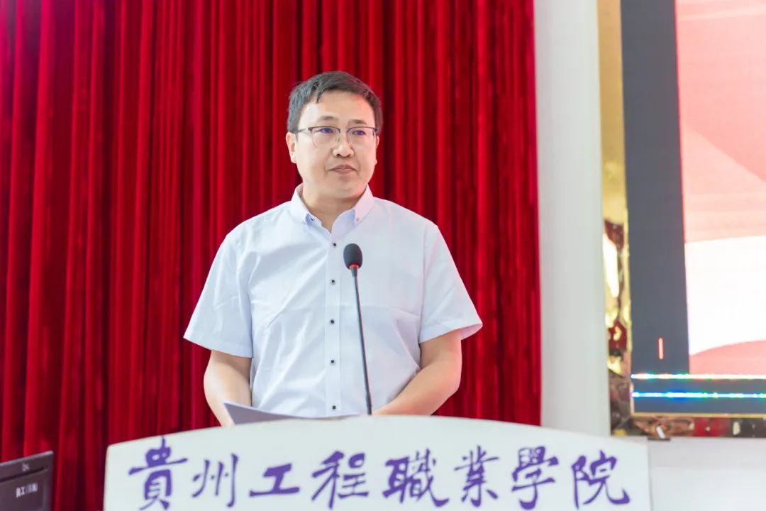 匠心筑夢 啟航未來丨我校舉行2025屆畢業典禮(圖4)